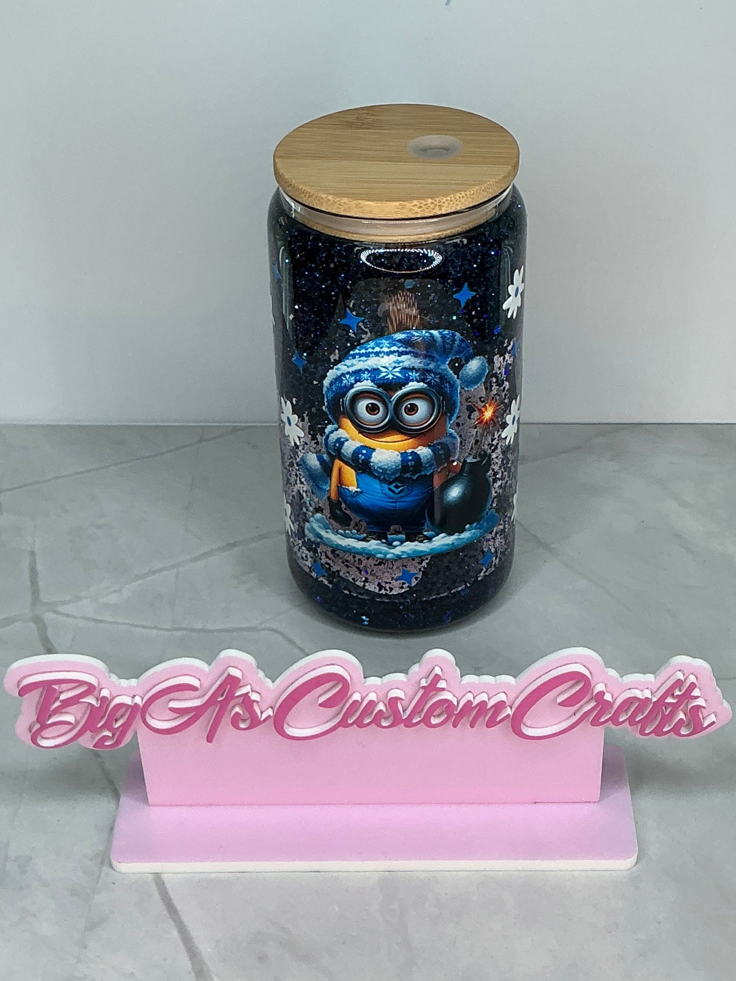 16oz Christmas Minon snow globe tumbler