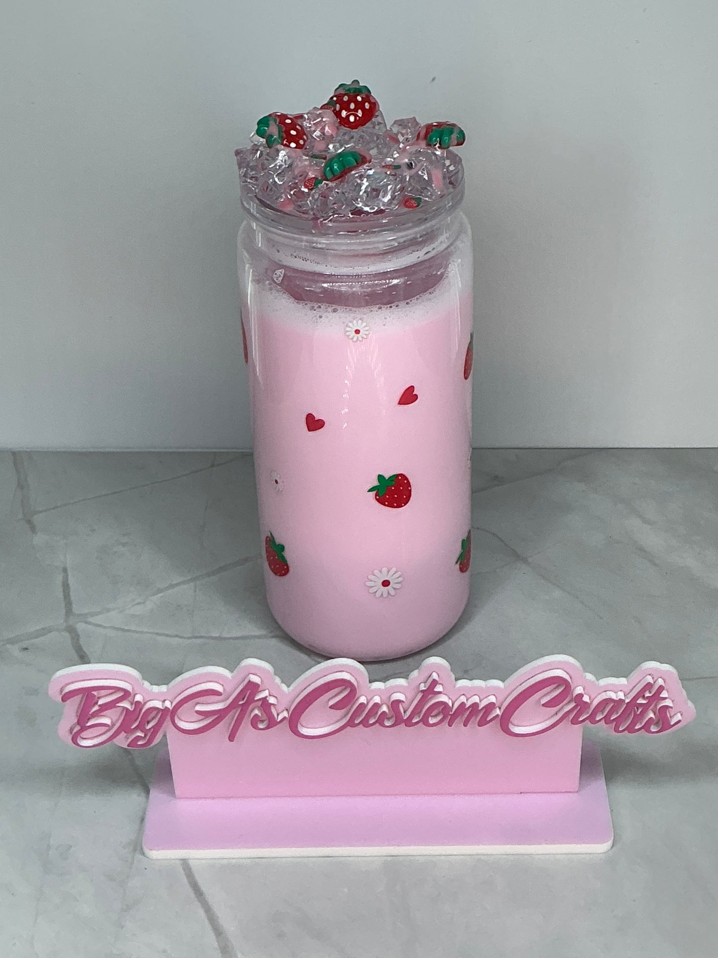 20oz Strawberry shortcake Tumblr